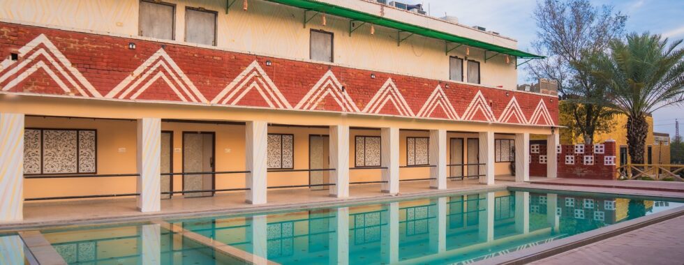 best-hotel-in-bikaner-swimming-pool